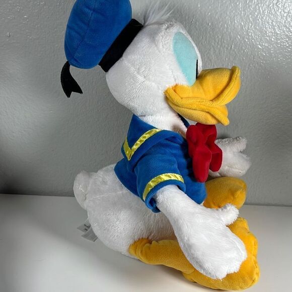 Walt Disney World Donald Duck Stuffed Animal. Blue & White. Medium Size. - Picture 4 of 7